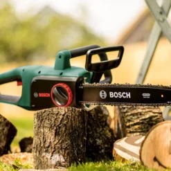 Bosch UniversalChain35 1.8W Mains Fed Corded 350mm Chainsaw -Garden Seed Store bosch universalchain35 1 8w mains fed corded 350mm chainsaw4059952608167 03i bq