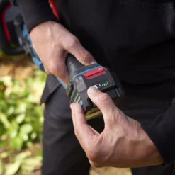 Erbauer 18V 550mm EHT18-Li - KIT Cordless Hedge Trimmer 12 Erbauer 18V 550mm EHT18-Li - KIT Cordless Hedge Trimmer -Garden Seed Store erbauer 18v 550mm eht18 li kit cordless hedge trimmer3663602418269 13i scaled