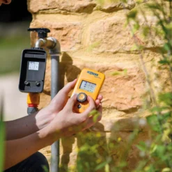 Hozelock Electronic Timer -Garden Seed Store hozelock electronic timer5010646062435 03i bq