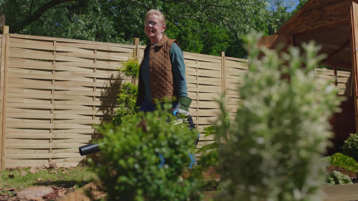 Mac Allister MBVP25 Petrol Garden Blower & Vacuum - Image 2