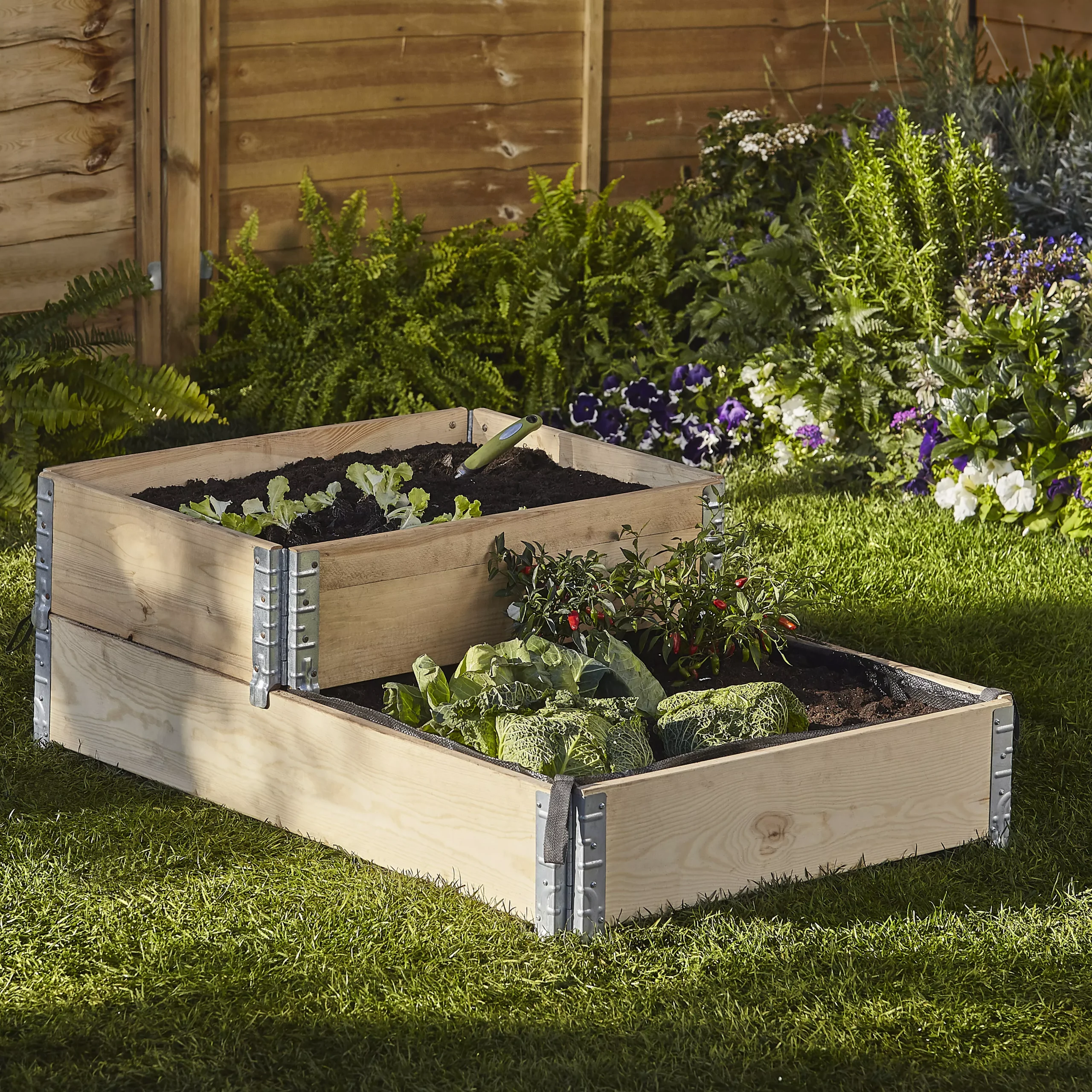 Verve Large Pine & Steel Rectangular Raised Bed Kit 0.96m² 2 Verve Large Pine & Steel Rectangular Raised Bed Kit 0.96m² - Image 2